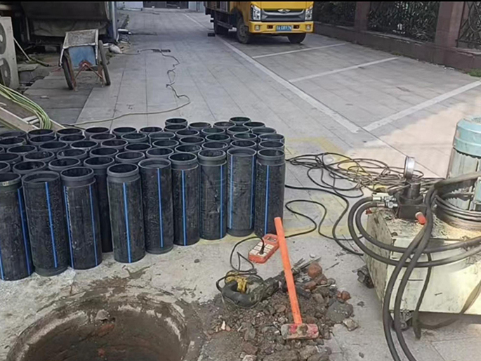 石排镇PE置换管厂家 DN315置换管 非开挖管短管置换